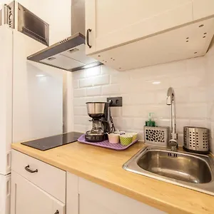  Hostal Raval Botella Private